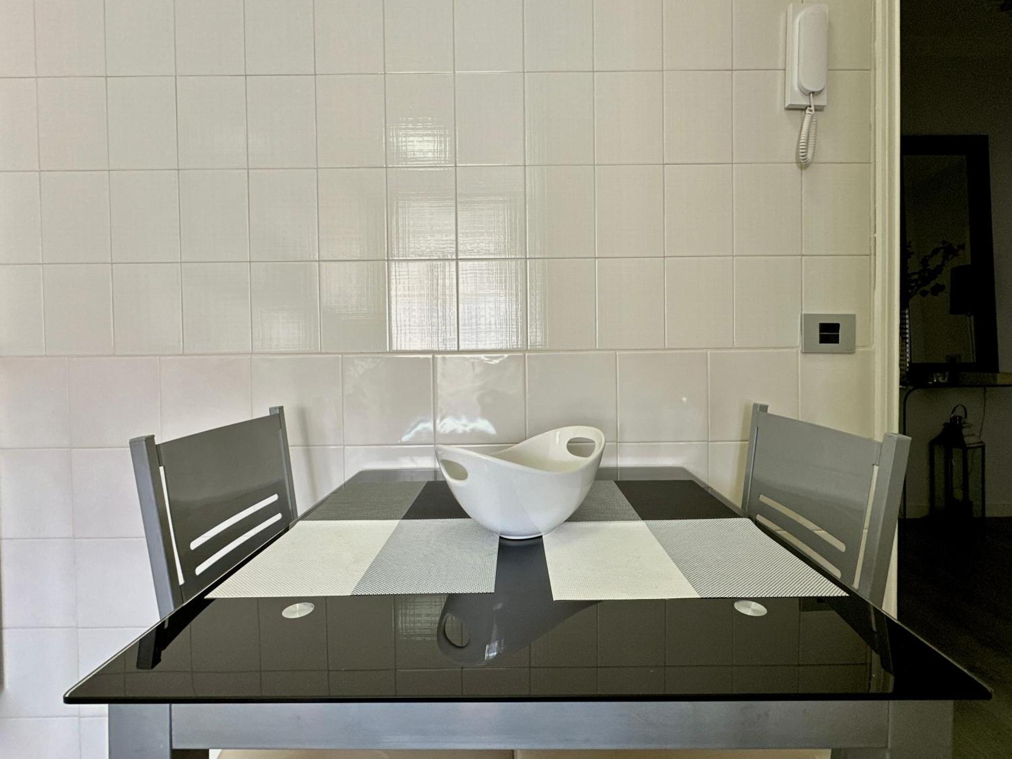Hostiguest Coliving Leon Y Castillo Las Palmas de Gran Canaria Exterior foto