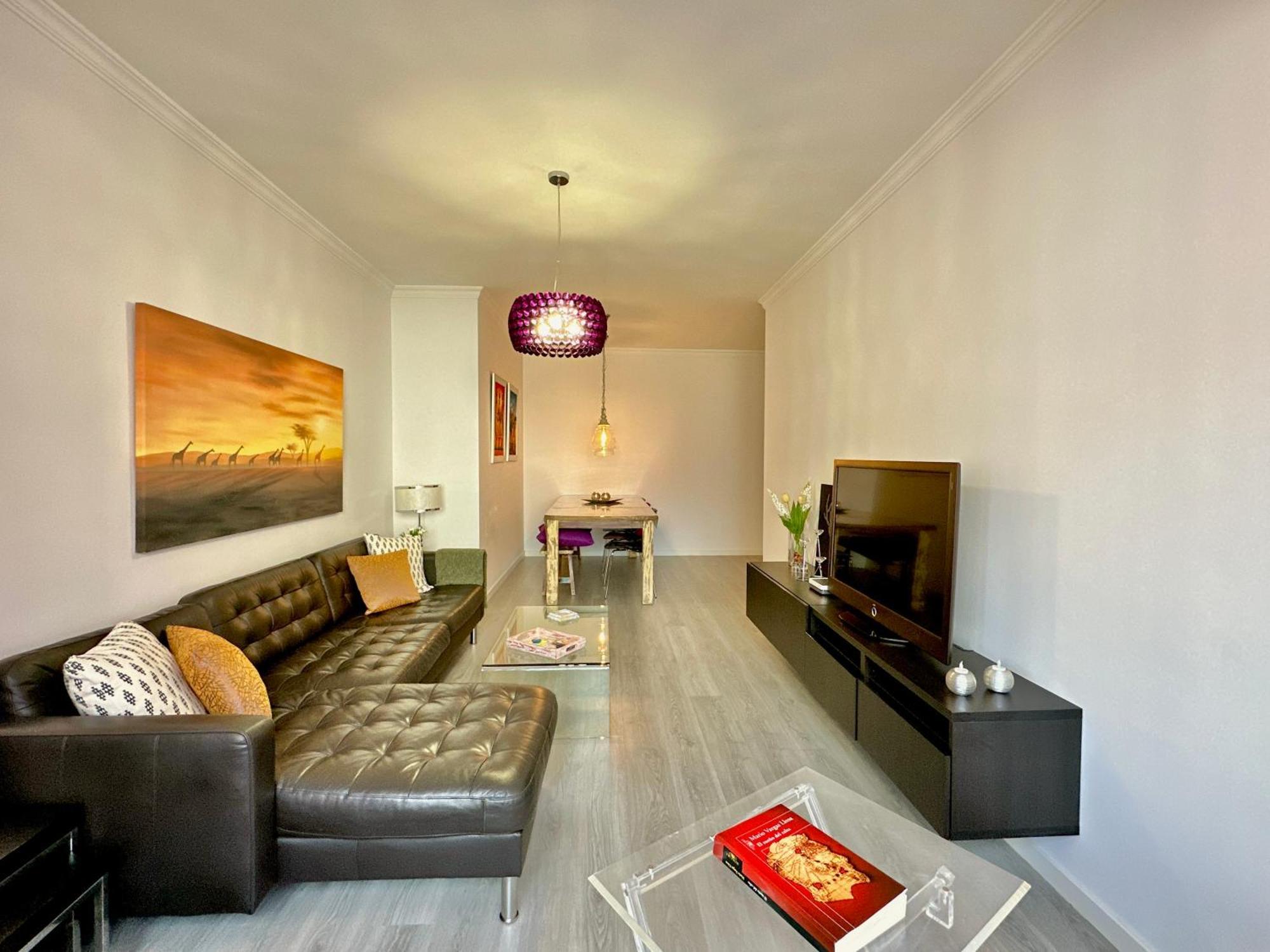 Hostiguest Coliving Leon Y Castillo Las Palmas de Gran Canaria Exterior foto