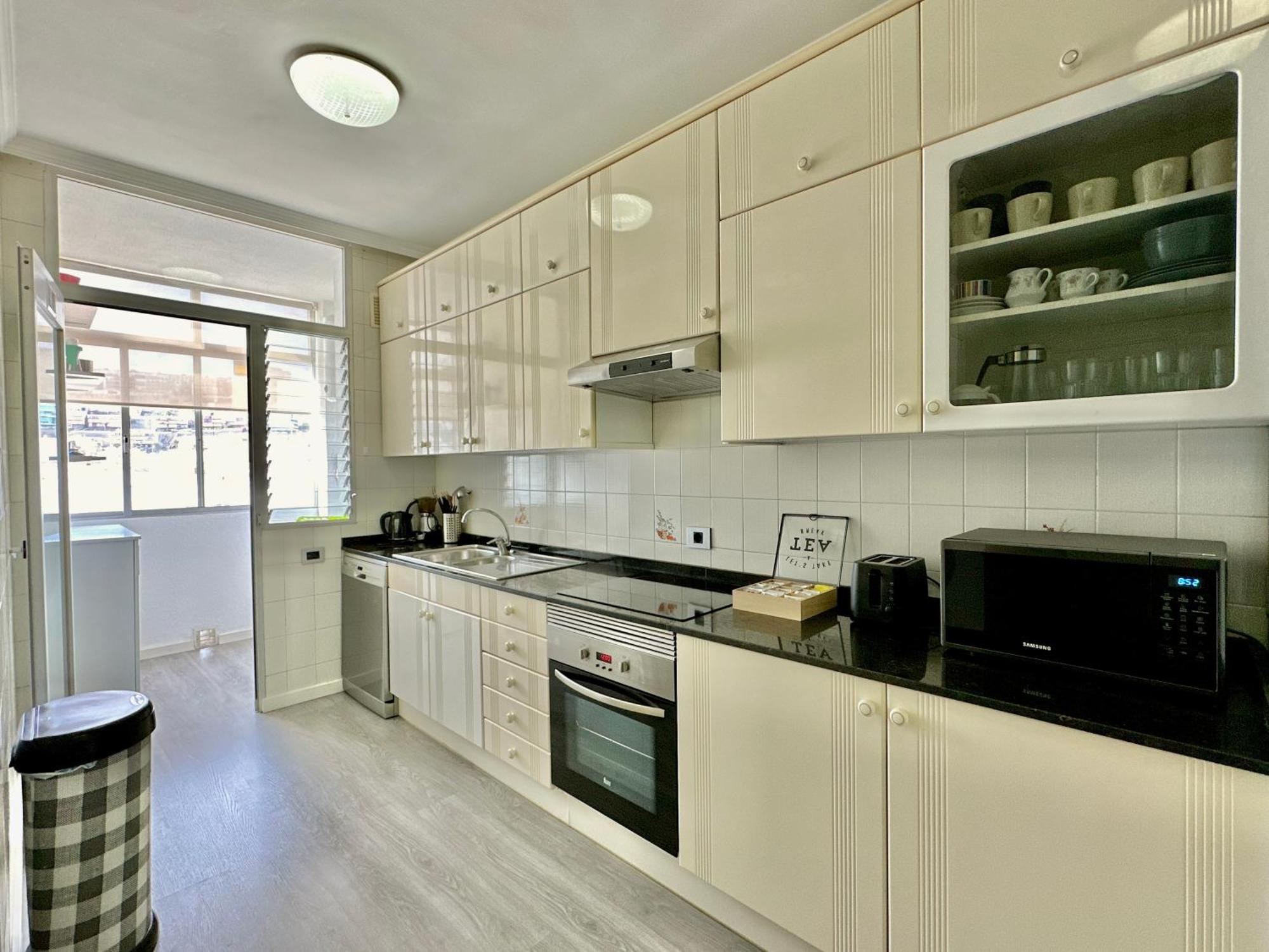 Hostiguest Coliving Leon Y Castillo Las Palmas de Gran Canaria Exterior foto